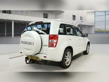 Used Suzuki Grand Vitara 2012 for sale - 76153199: Photo 4