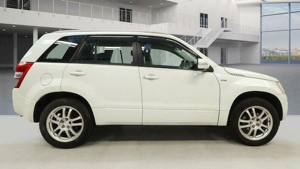 Used Suzuki Grand Vitara 2012 for sale - 76153199: Photo 5