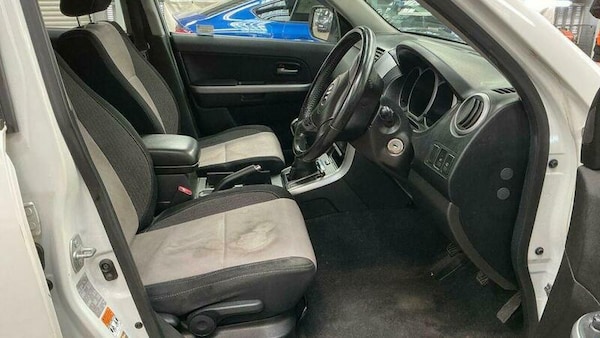 Used Suzuki Grand Vitara 2012 for sale - 76153199: Photo 9