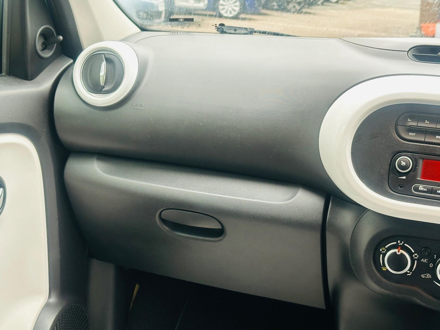 Used Renault Twingo for sale - 78215074: Photo 30