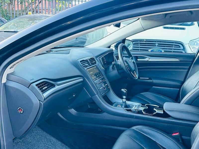 Used Ford Mondeo 2015 for sale - 76632722: Photo 56