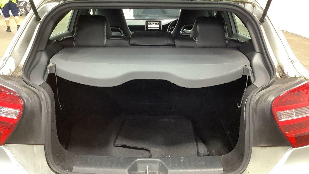 Used Mercedes-Benz A-Class 2014 for sale - 76633521: Photo 10