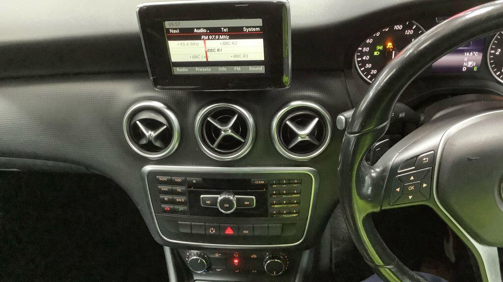 Used Mercedes-Benz A-Class 2014 for sale - 76633521: Photo 4