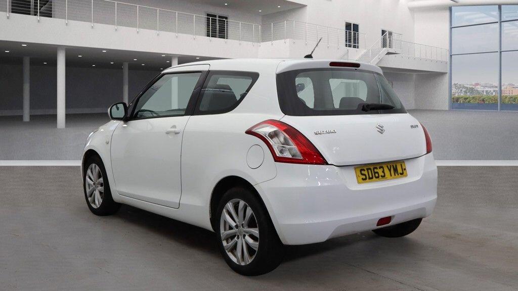 Used Suzuki Swift 2013 for sale - 77573806: Photo 4