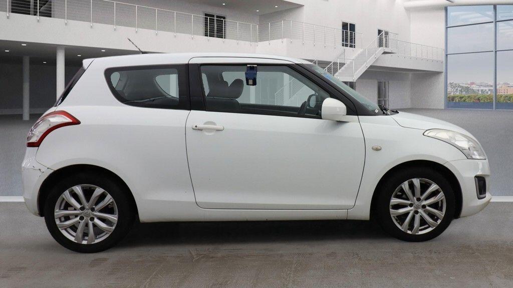 Used Suzuki Swift 2013 for sale - 77573806: Photo 8