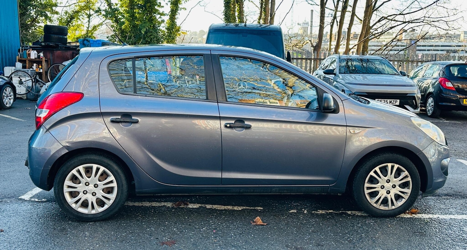 Used Hyundai i20 2009 for sale - 77216191: Photo 12