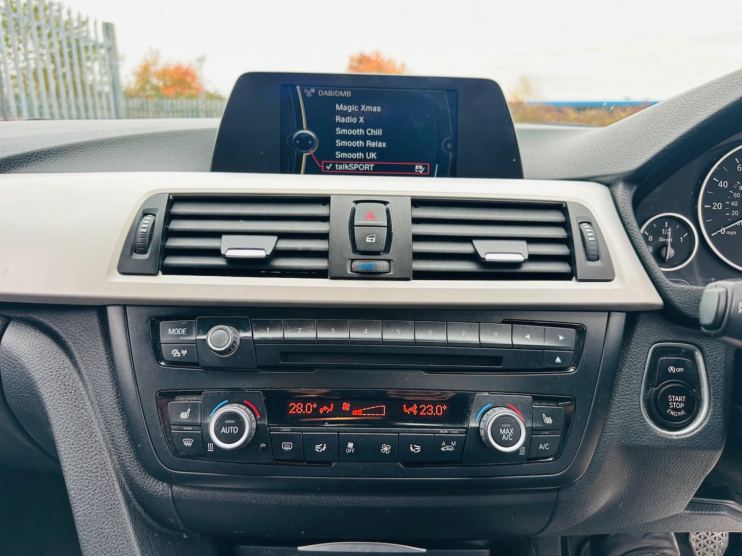 Used BMW 3 Series 2014 for sale - 76283727: Photo 46