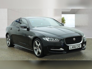 Used Jaguar XE 2017 for sale - 78649118: Photo