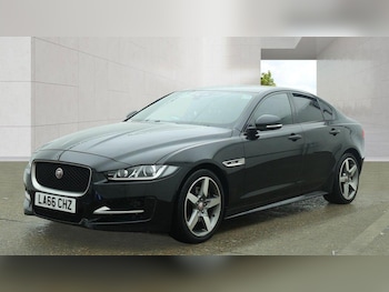 Used Jaguar XE 2017 for sale - 78649118: Photo