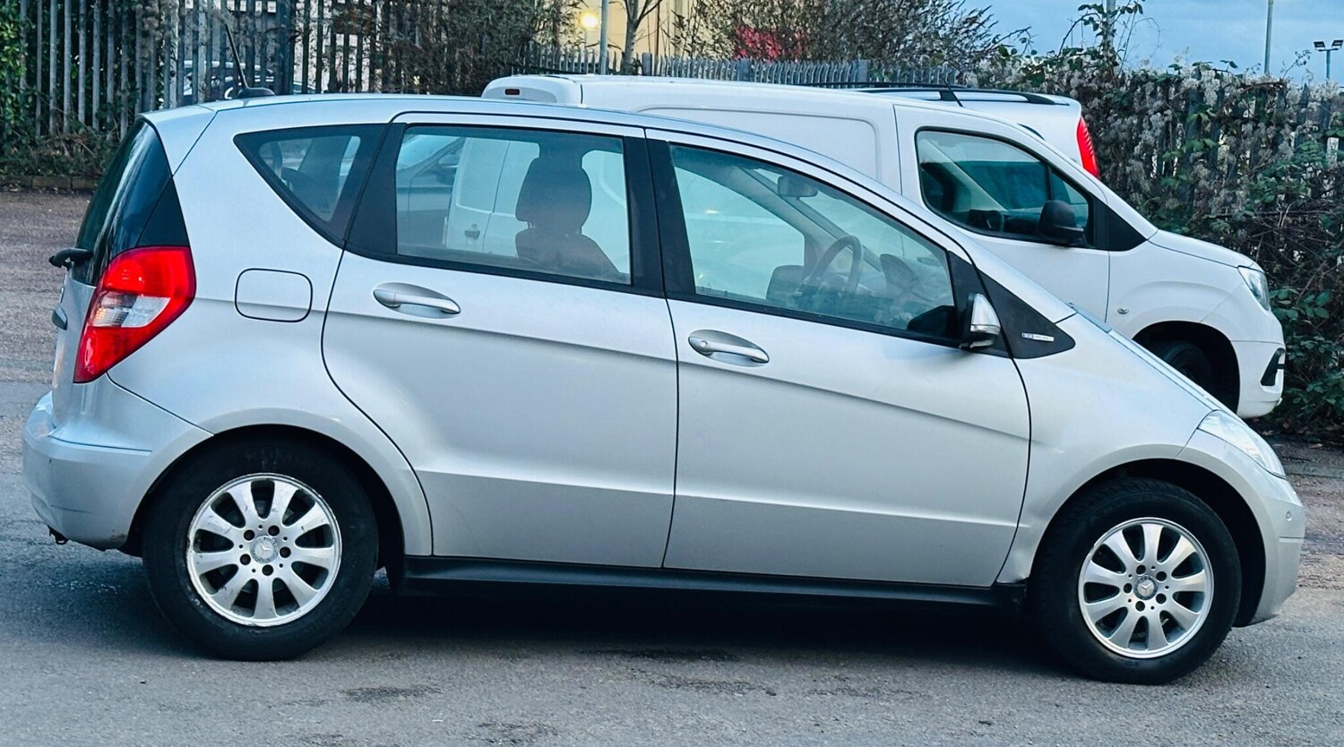 Used Mercedes-Benz A-Class 2012 for sale - 77395862: Photo 15