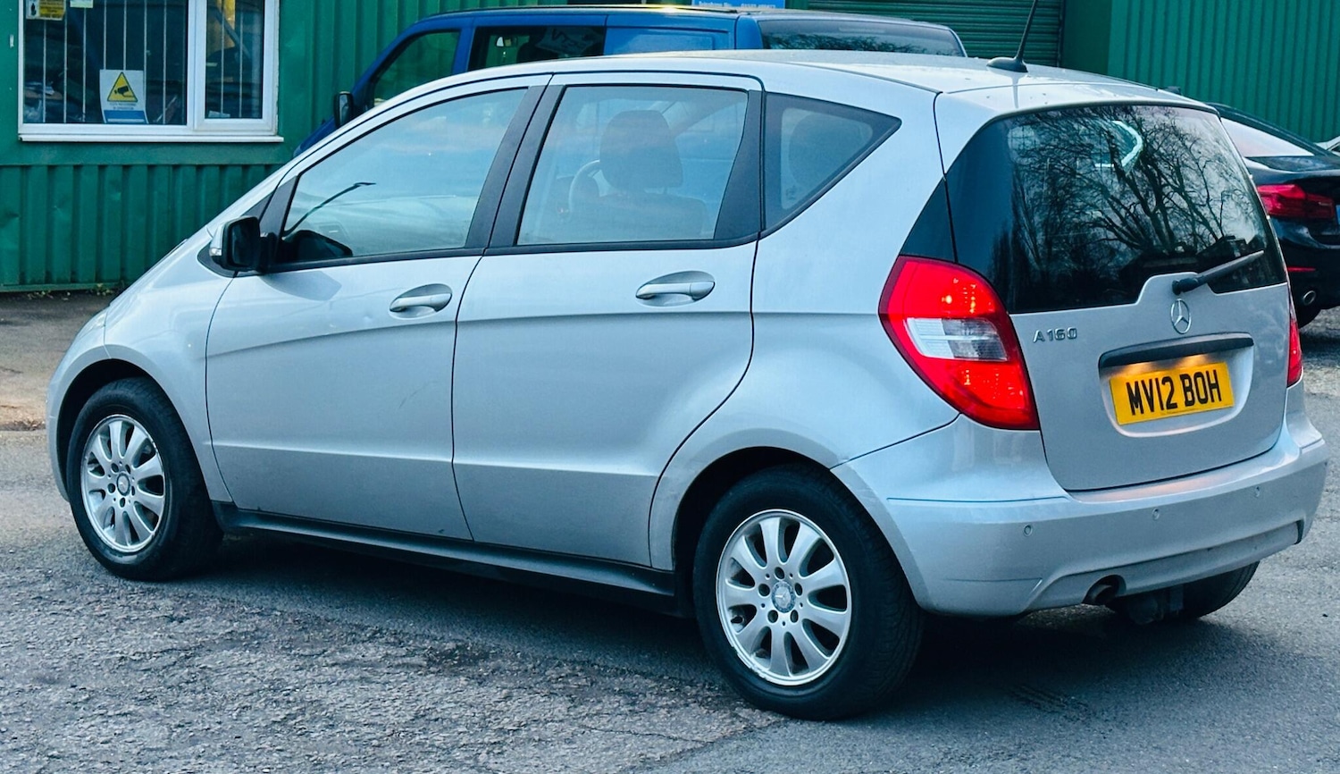 Used Mercedes-Benz A-Class 2012 for sale - 77395862: Photo 4