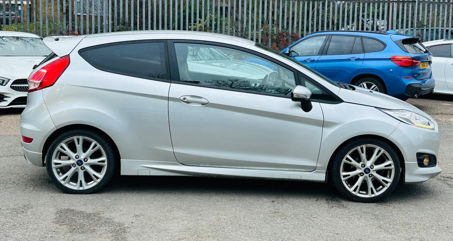 Used Ford Fiesta 2015 for sale - 77358530: Photo 14