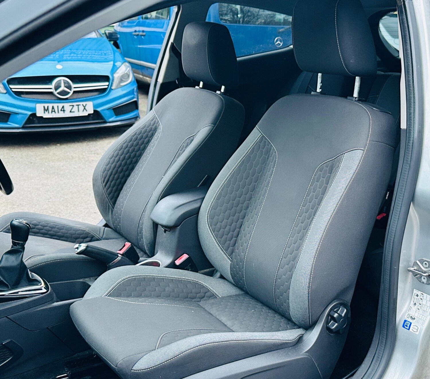 Used Ford Fiesta 2015 for sale - 77358530: Photo 35