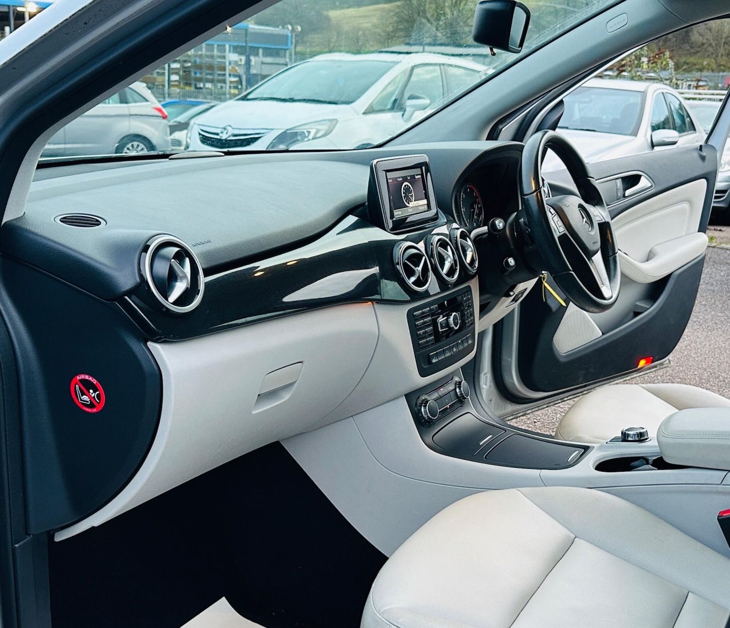 Used Mercedes-Benz B Class 2013 for sale - 76849628: Photo 21