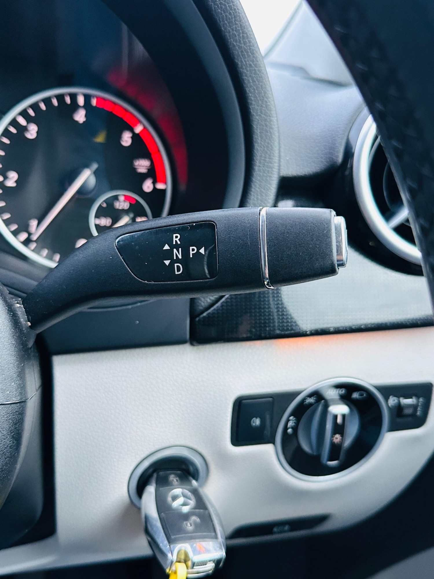 Used Mercedes-Benz B Class 2013 for sale - 76849628: Photo 32