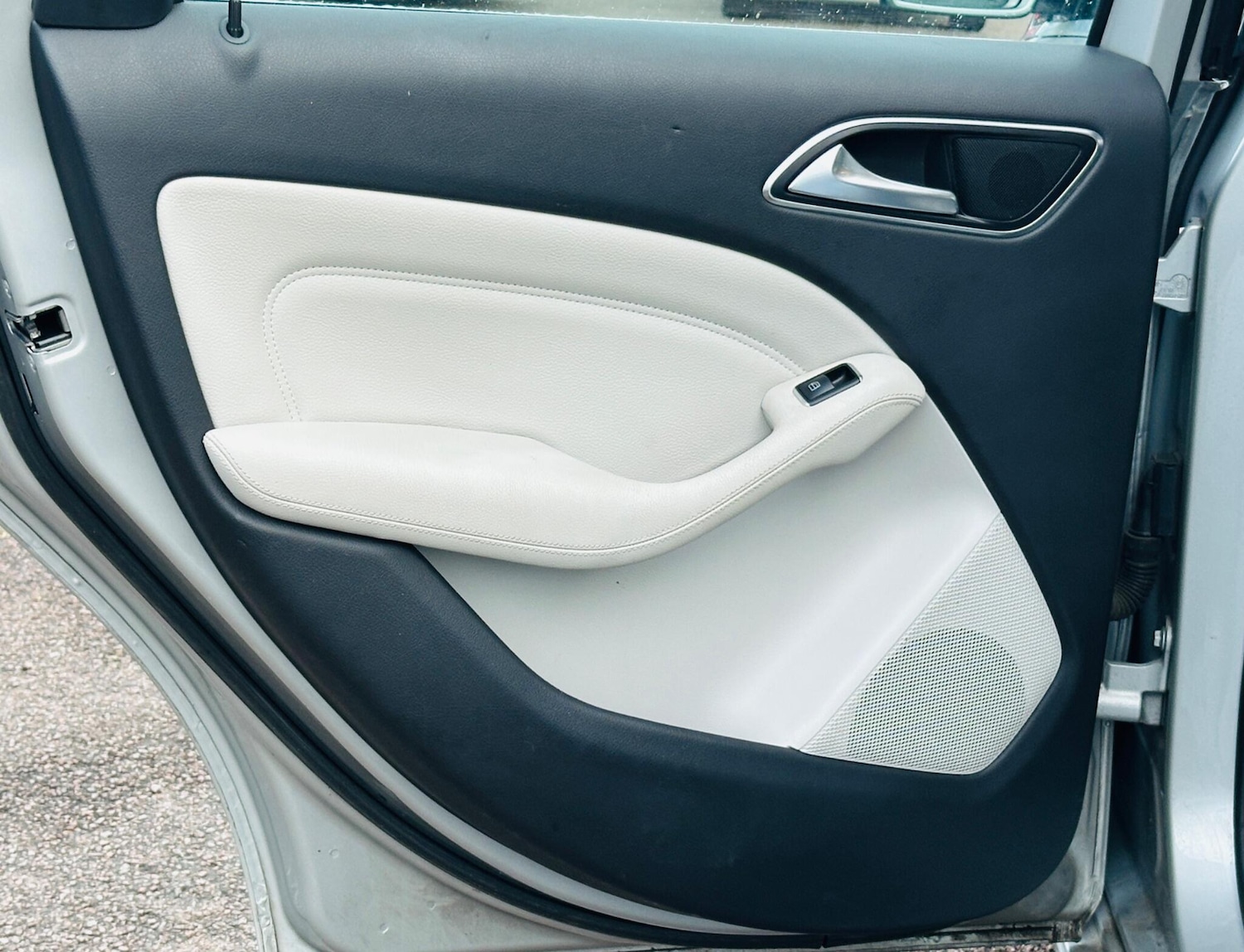 Used Mercedes-Benz B Class 2013 for sale - 76849628: Photo 35