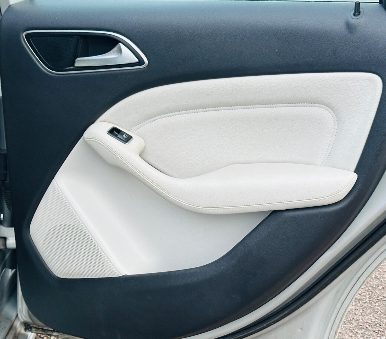 Used Mercedes-Benz B Class 2013 for sale - 76849628: Photo 37