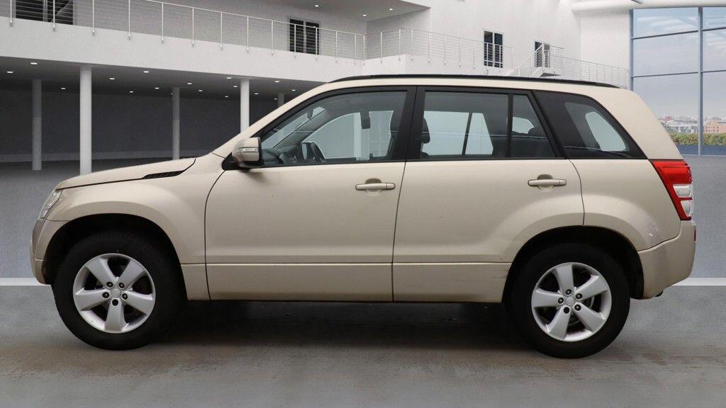 Used Suzuki Grand Vitara 2010 for sale - 76538565: Photo 8