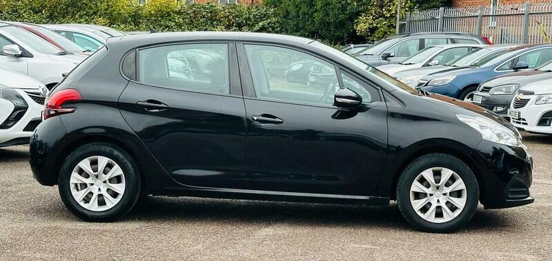 Used Peugeot 208 2016 for sale - 76251197: Photo 16