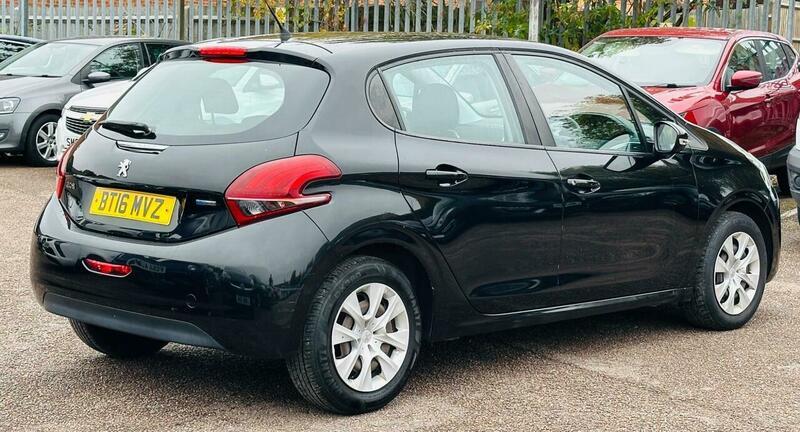 Used Peugeot 208 2016 for sale - 76251197: Photo 19