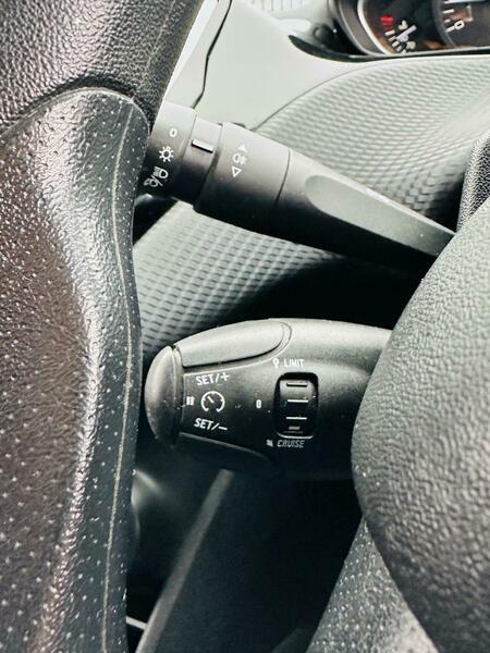 Used Peugeot 208 2016 for sale - 76251197: Photo 32