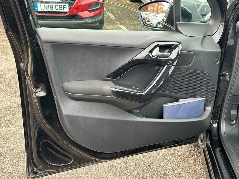 Used Peugeot 208 2016 for sale - 76251197: Photo 34