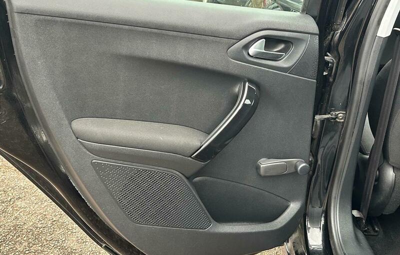 Used Peugeot 208 2016 for sale - 76251197: Photo 35