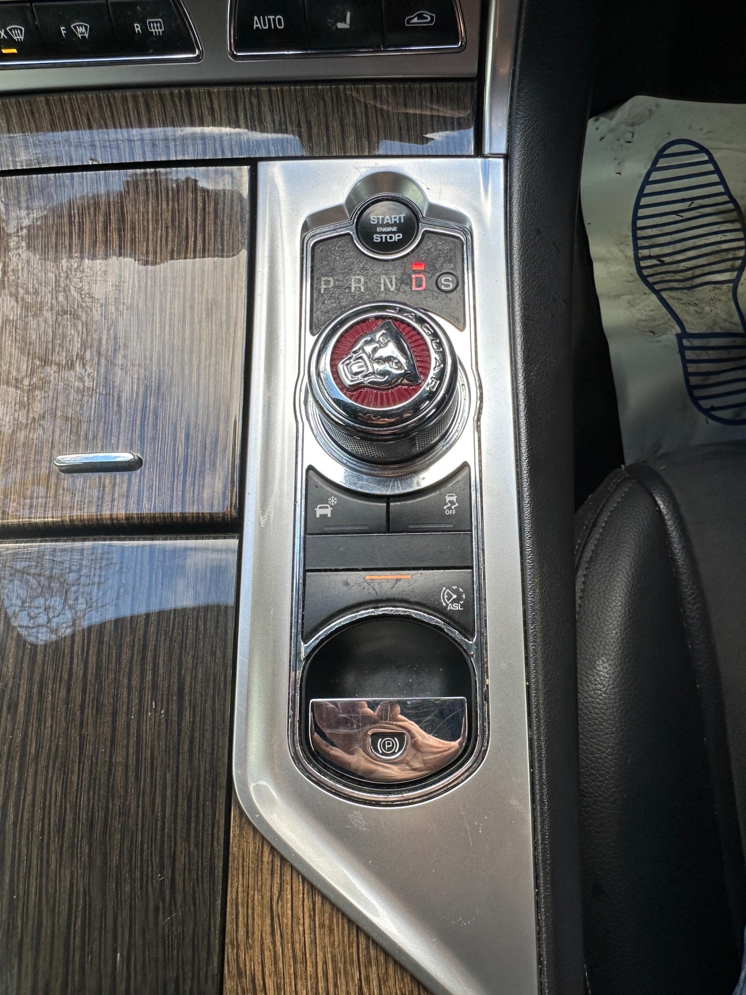 Used Jaguar XF 2014 for sale - 76123025: Photo 31