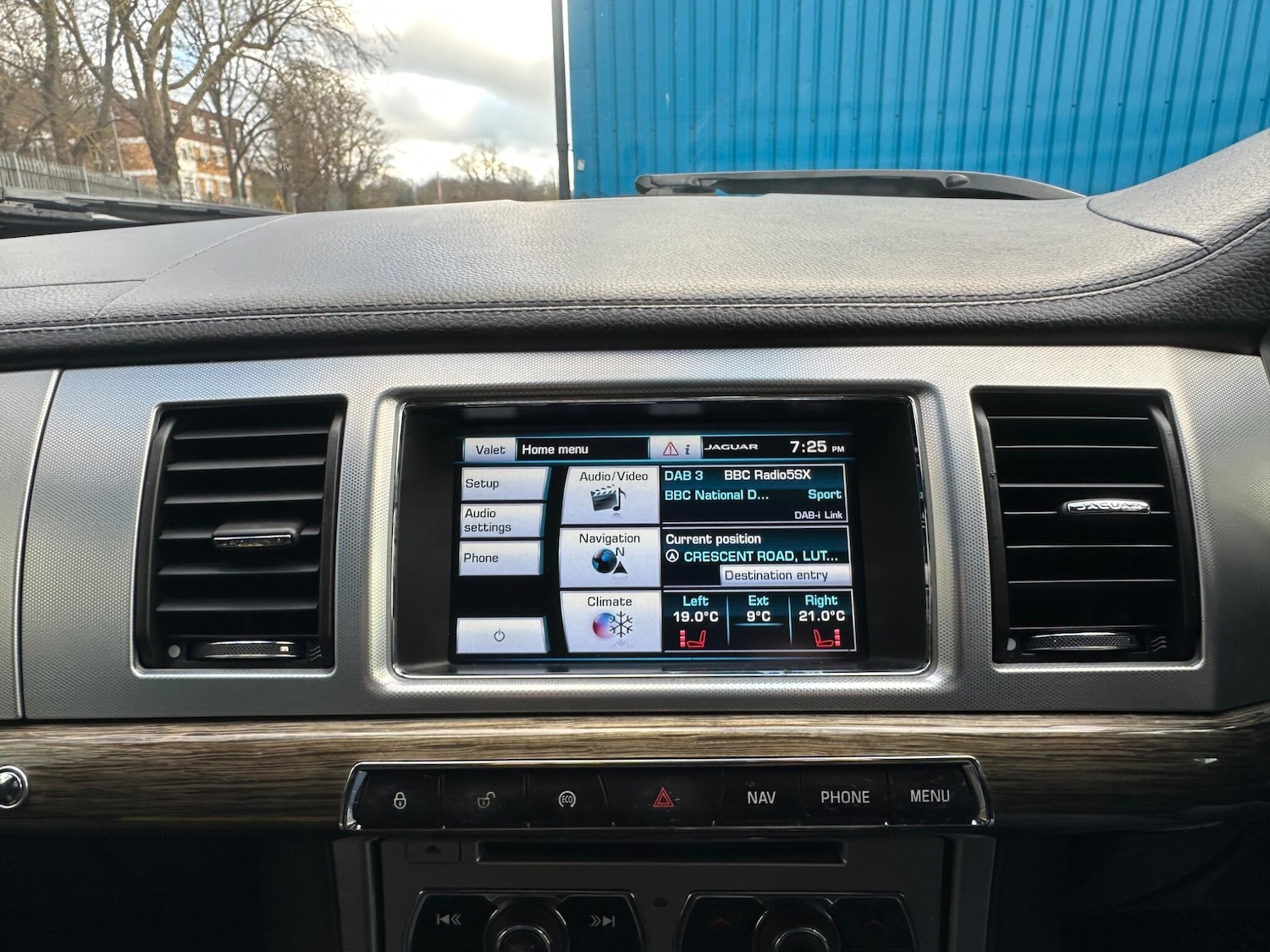 Used Jaguar XF 2014 for sale - 76123025: Photo 41