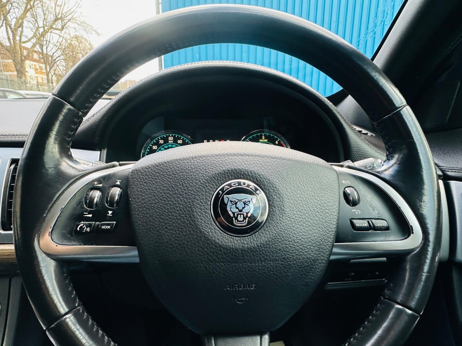 Used Jaguar XF 2014 for sale - 76123025: Photo 46