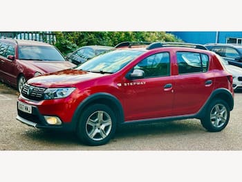 Used Dacia Sandero Stepway 2017 for sale - 79614746: Photo