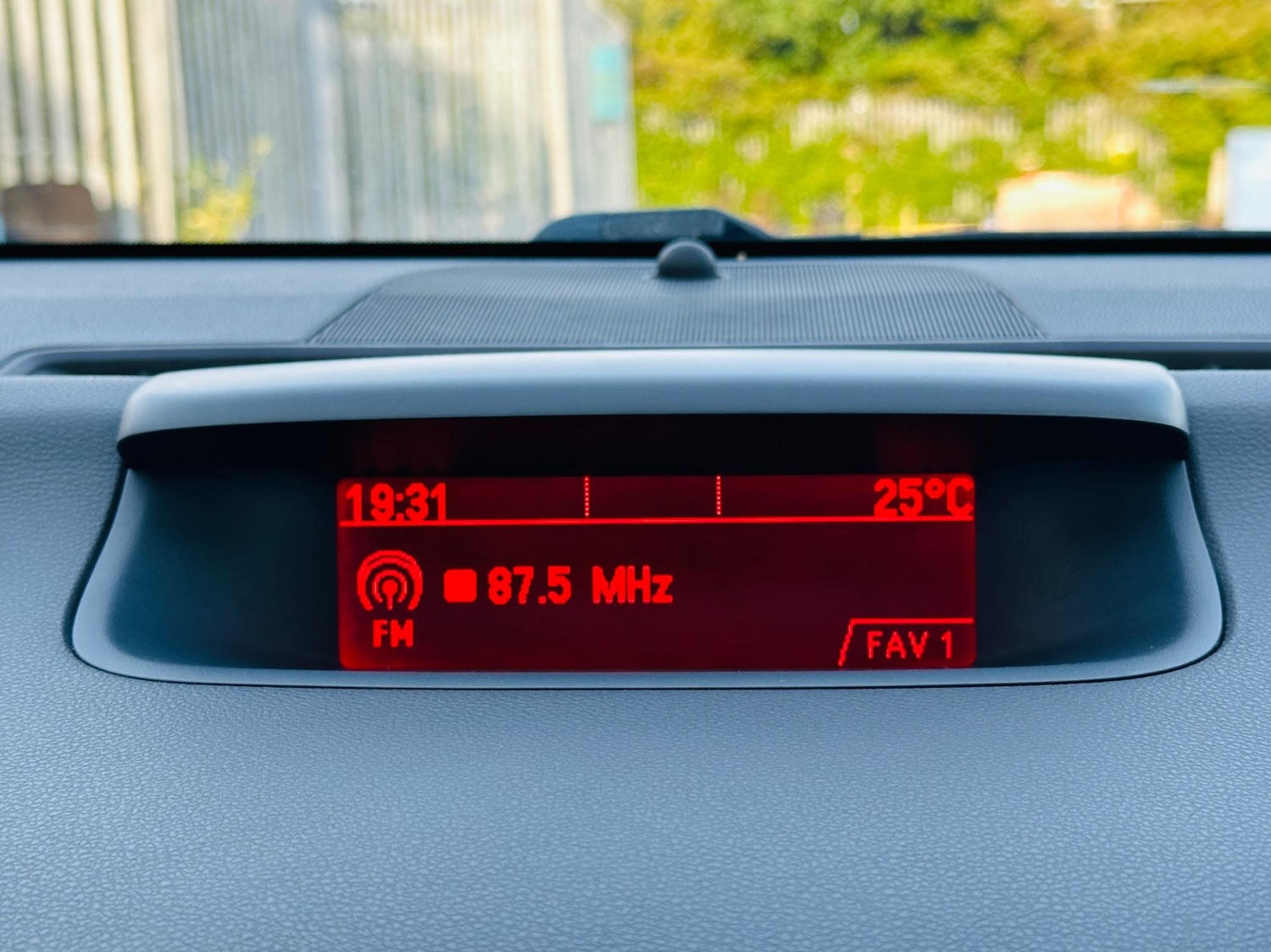 Used Vauxhall Meriva 2011 for sale - 77109918: Photo 41