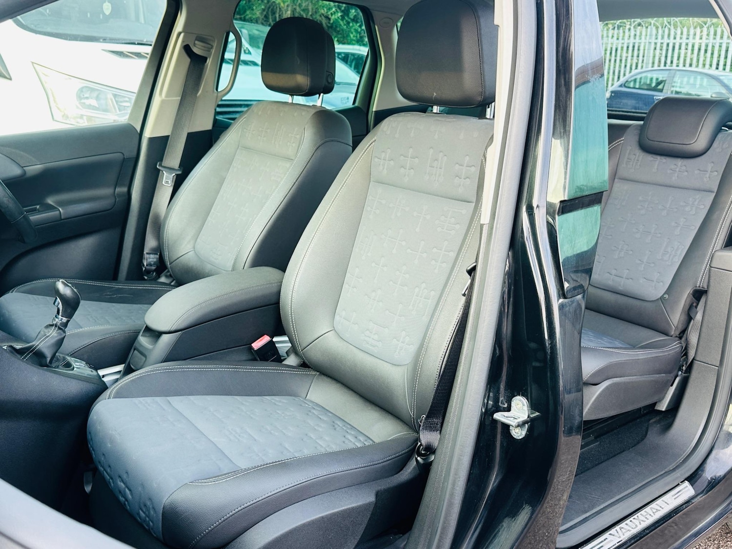 Used Vauxhall Meriva 2011 for sale - 77109918: Photo 50