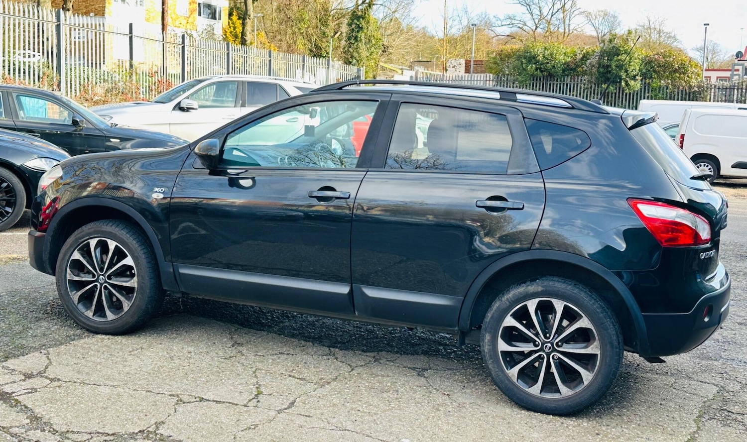 Used Nissan Qashqai 2014 for sale - 77559423: Photo 6
