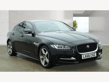 Used Jaguar XE 2017 for sale - 78789905: Photo