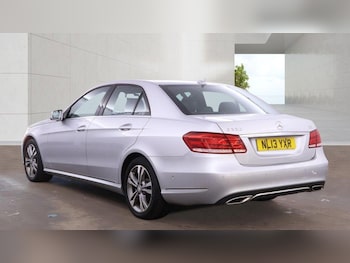 Used Mercedes-Benz E Class 2013 for sale - 78481600: Photo
