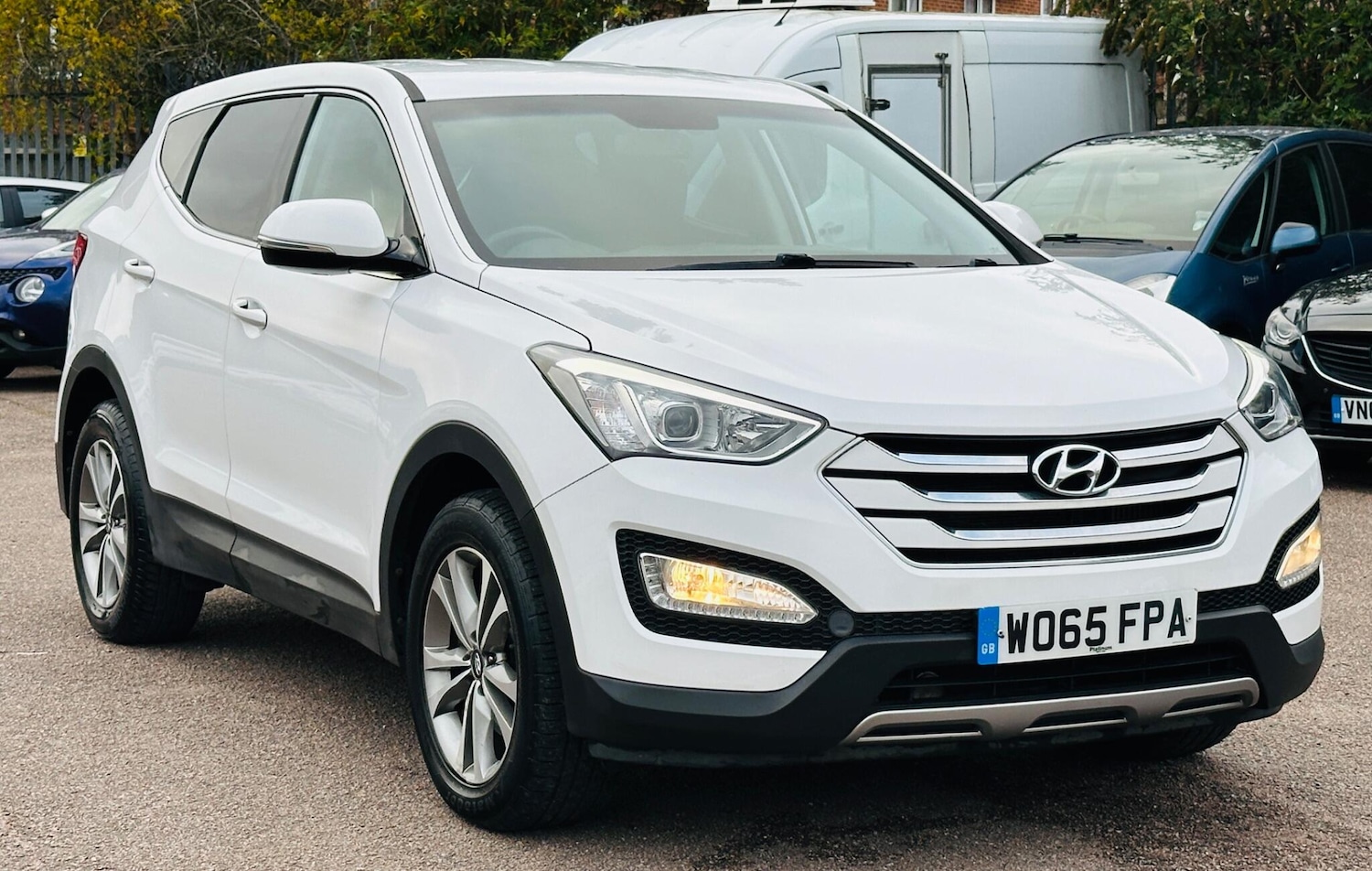 Used Hyundai Santa Fe 2016 for sale - 75990940: Photo 1