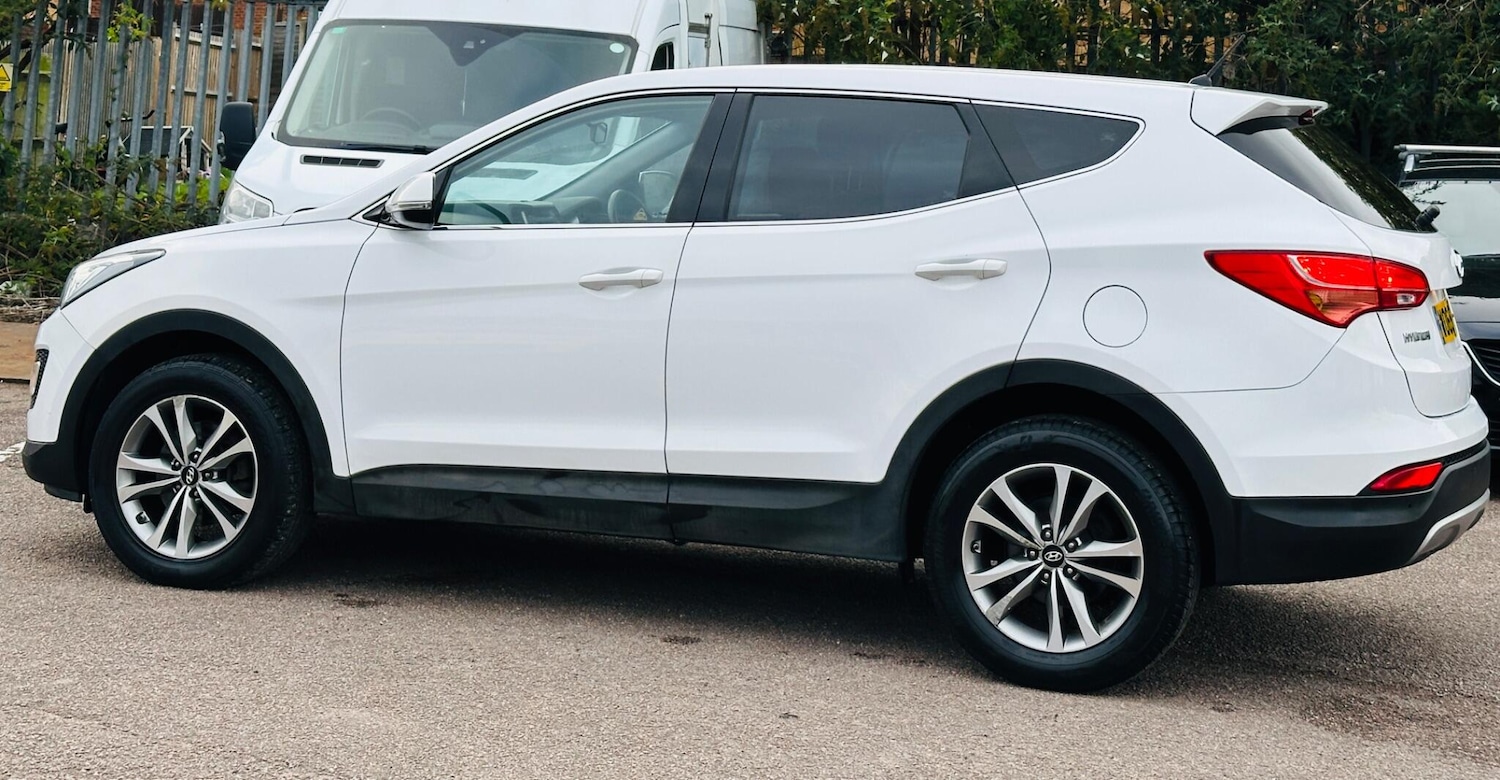 Used Hyundai Santa Fe 2016 for sale - 75990940: Photo 11