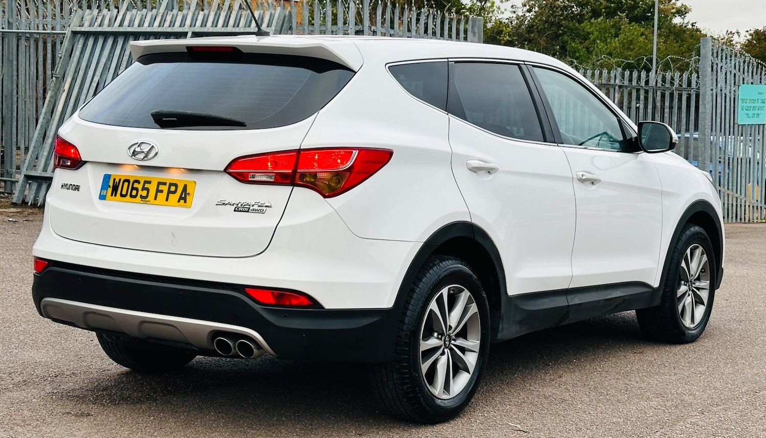 Used Hyundai Santa Fe 2016 for sale - 75990940: Photo 16