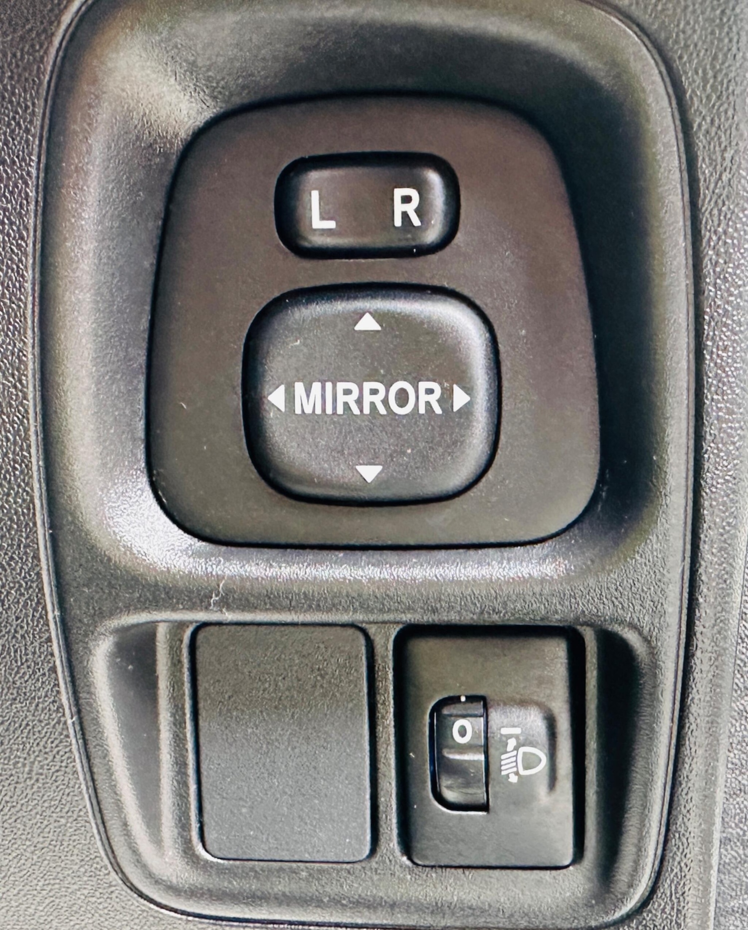 Used Peugeot 108 2015 for sale - 77425943: Photo 22