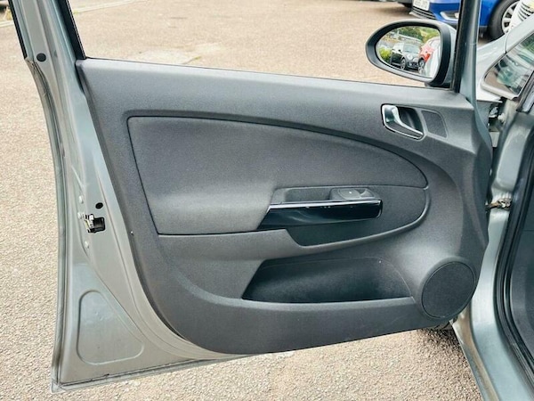 Used Vauxhall Corsa 2014 for sale - 75552976: Photo 31