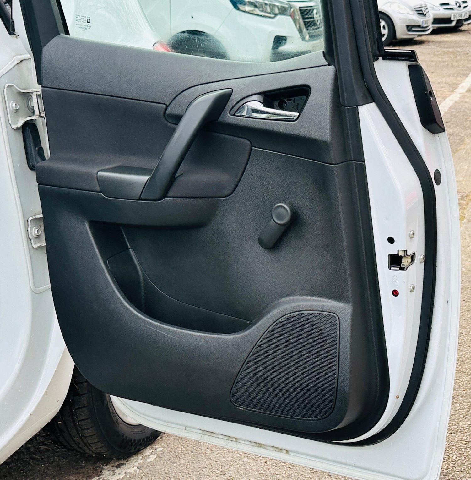 Used Vauxhall Meriva for sale - 77992919: Photo 30