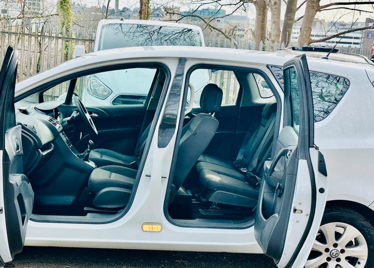 Used Vauxhall Meriva for sale - 77992919: Photo 44