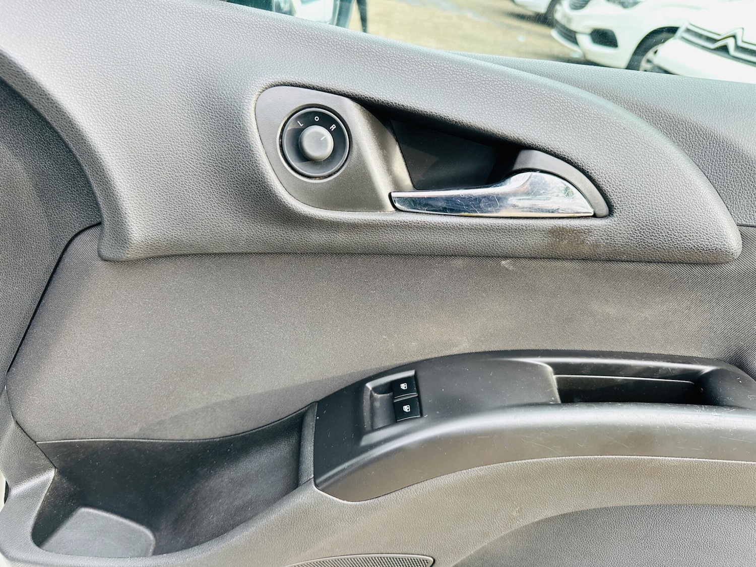 Used Vauxhall Meriva for sale - 77992919: Photo 45