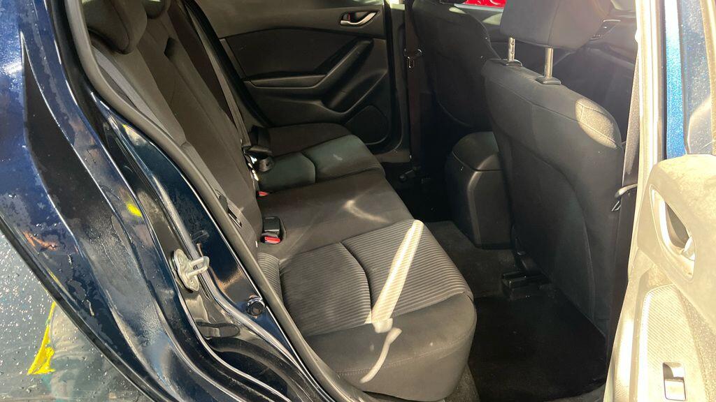 Used Mazda Mazda3 2015 for sale - 76823602: Photo 8