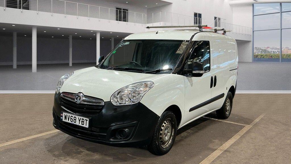 Used Vauxhall Combo 2018 for sale - 77783139: Photo 2