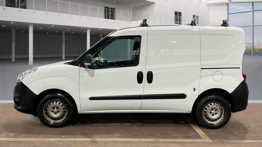 Used Vauxhall Combo 2018 for sale - 77783139: Photo 6