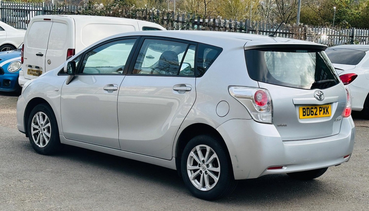 Used Toyota Verso 2012 for sale - 77559348: Photo 12