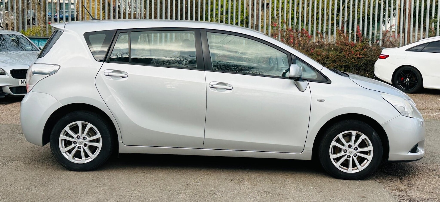 Used Toyota Verso 2012 for sale - 77559348: Photo 16