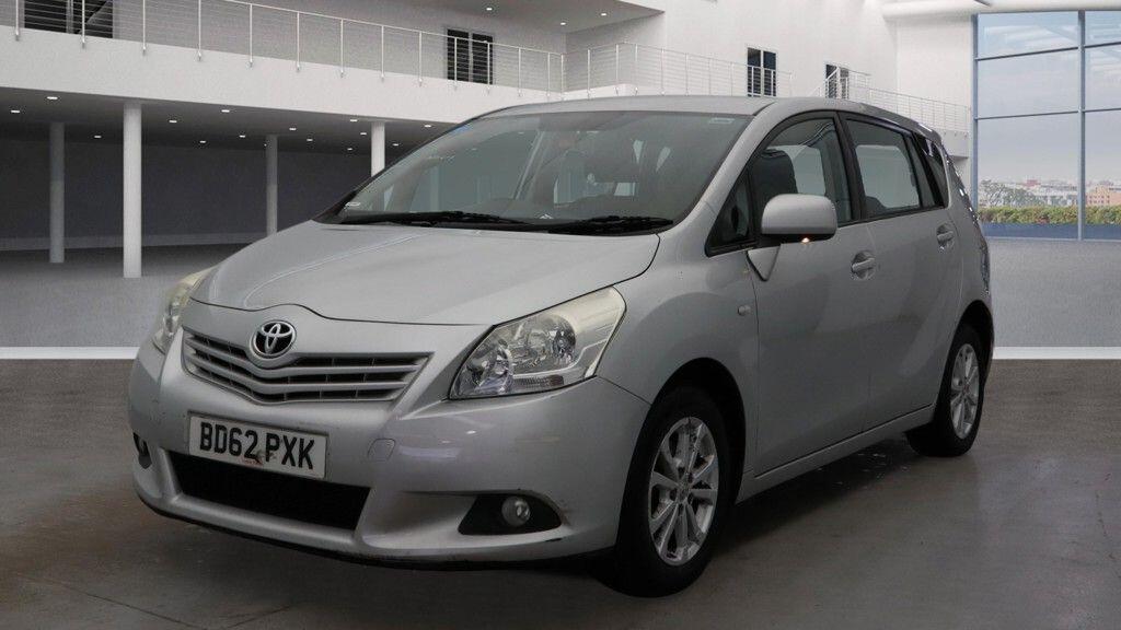 Used Toyota Verso 2012 for sale - 77559348: Photo 2